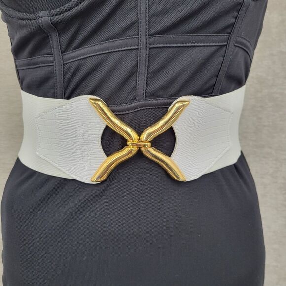 Vintage Elegant Gold Oversized Buckle  and White Stretch Belt 80s - Picture 1 of 12
